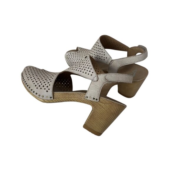 Dansko Teagan Womens Beige Perforated Leather Heeled Sandals SZ 40 EU/ 9.5-10 US - Picture 11 of 16